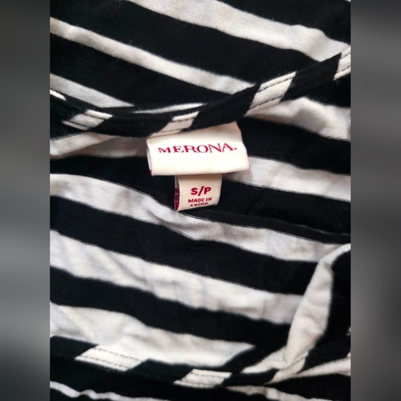 Striped Maxi Dress Black and White - Picture 3 of 4